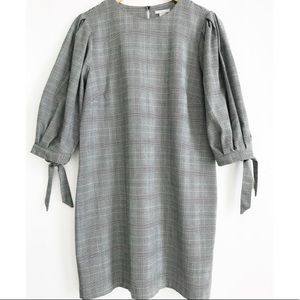 H&M Plaid Tie Puff Sleeve Dress